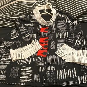 Ali Miles Monochrome Textured Blouse